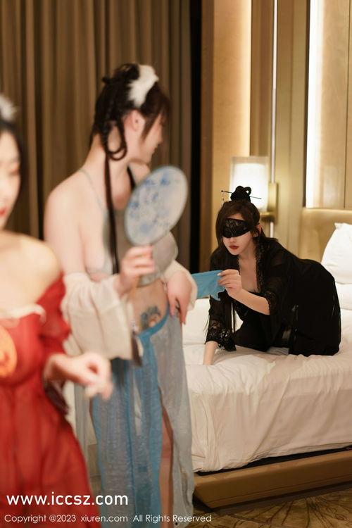 美女国产盗摄坐厕视频