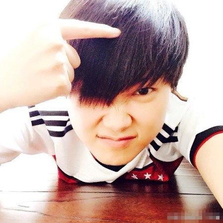 精彩国产男女自拍视频,男女情感瞬间，演绎生活百态